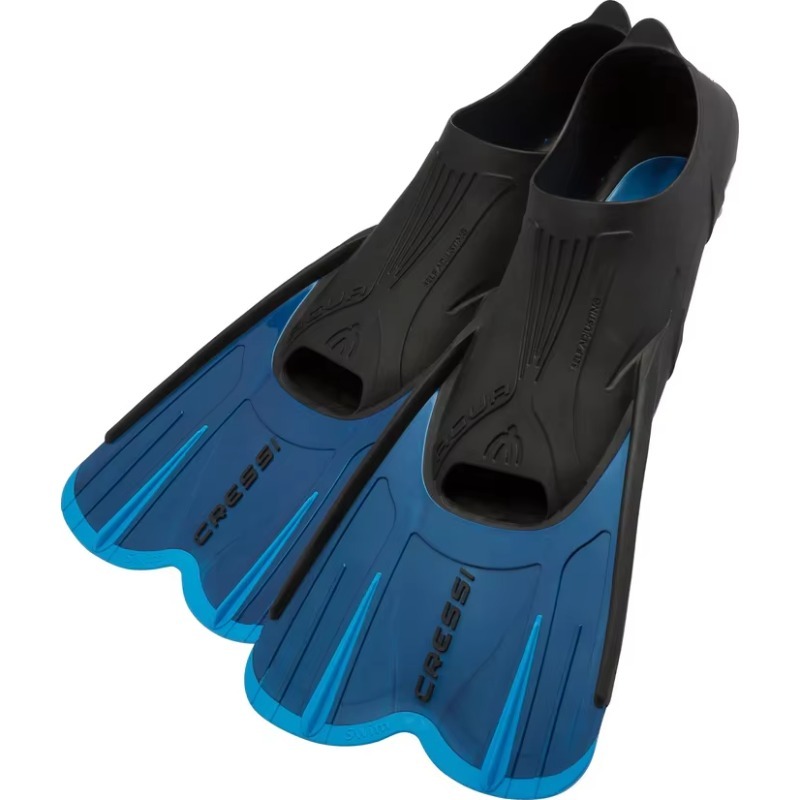 Swim Fin Short Blade - Cressi Agua ショートブレード水泳フィン 快適なクローズドフットポケット付きフィン シュノーケリングや水泳トレーニング用
