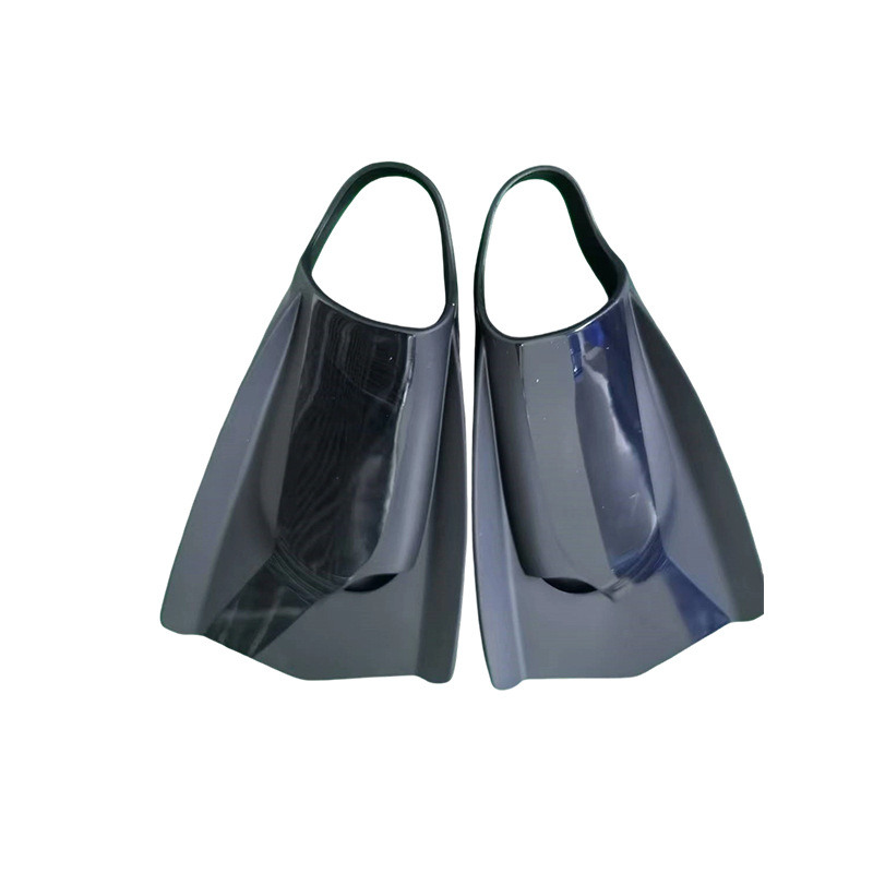 2026年メーカー価格 オープンヒールデザイン 大人用トレー - Swim Fin Short Blade のレビューと価格