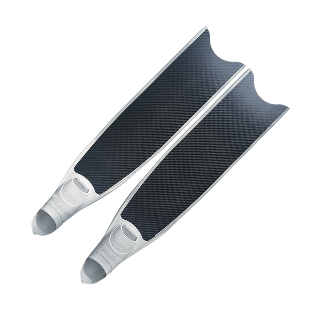カーボンファイバー製ロングブレードとショートフィンの組み合わ - Swim Fin Short Blade のレビューと価格